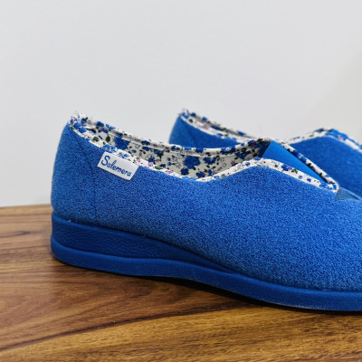 Zapatilla de casa LIBERTY - cerrada con cuña - azul