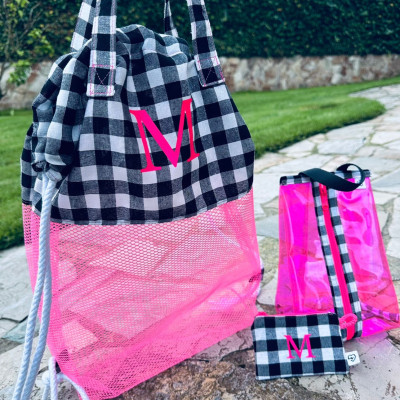 Mochila - bolsa MESH rosa flúor + vichy negro