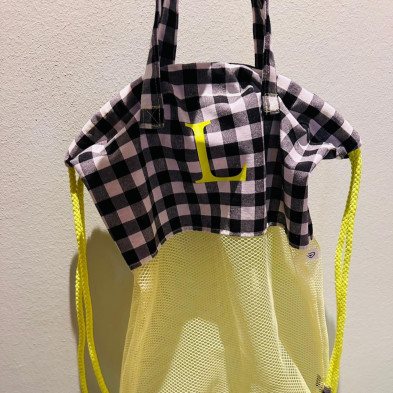 Mochila - bolsa MESH amarillo flúor + vichy negro